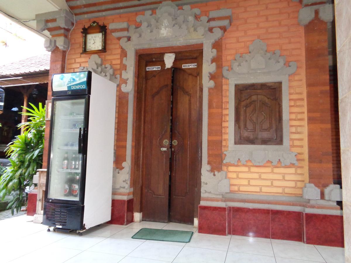 Yulia 1 Bed & Breakfast Sanur Екстериор снимка