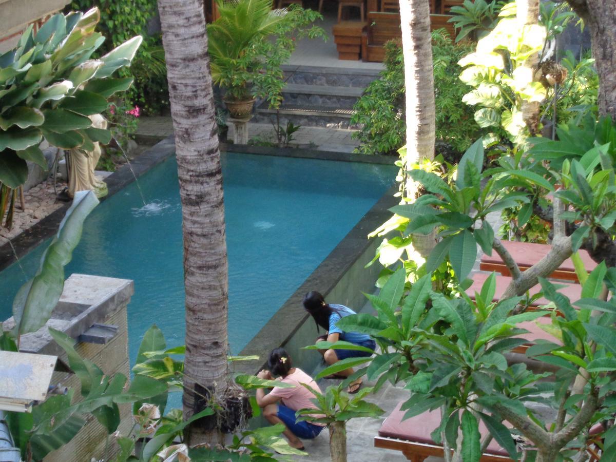 Yulia 1 Bed & Breakfast Sanur Екстериор снимка