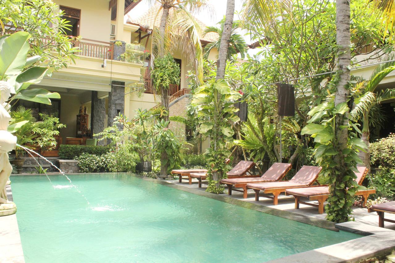 Yulia 1 Bed & Breakfast Sanur Екстериор снимка